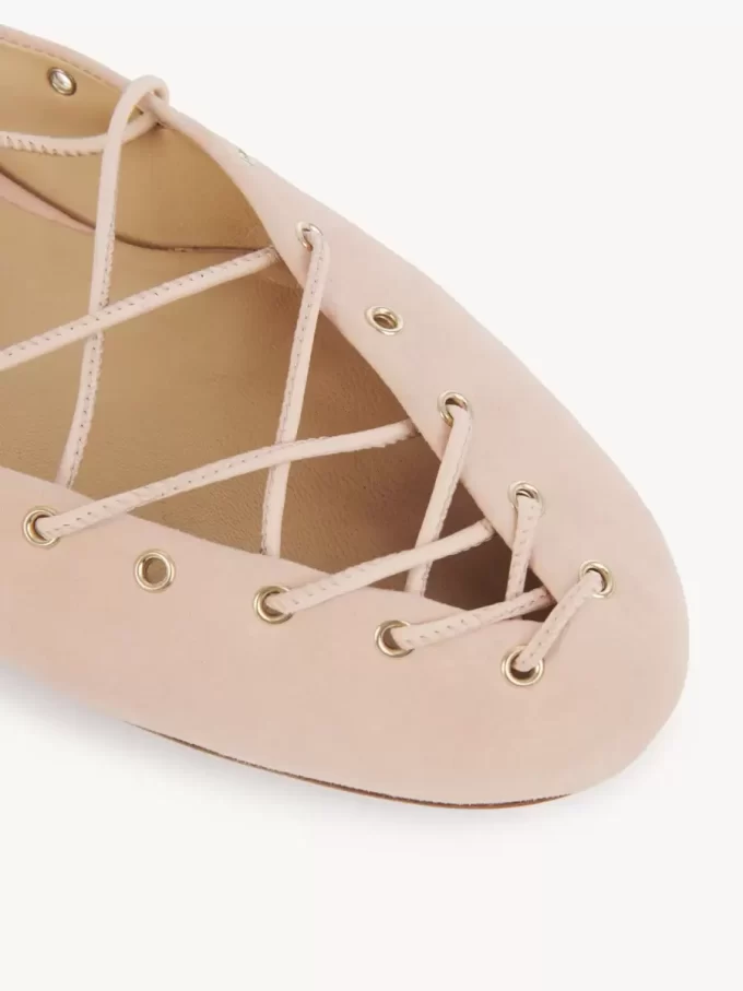 Bailarina Chloé Ghillies