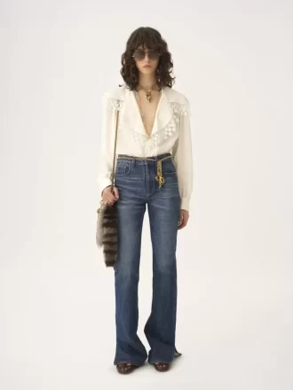 Blusa de cuello largo en jacquard de seda y encaje
