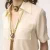 Blusa de manga corta en crepé de China