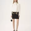 Blusa fruncida con lazo en crepé de China y encaje