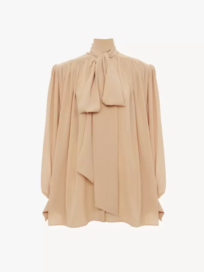 Blusa lavallière fruncida de gran tamaño en crepé de China