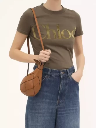 Bolso bandolera de piña en piel granulada