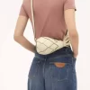 Bolso bandolera de piña en piel granulada Bolso bandolera de piña en piel granulada
