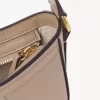 Bolso de hombro Horse Medal en piel granulada