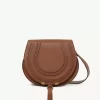 Bolso de sillín Marcie en piel granulada Bolso de sillín Marcie en piel granulada