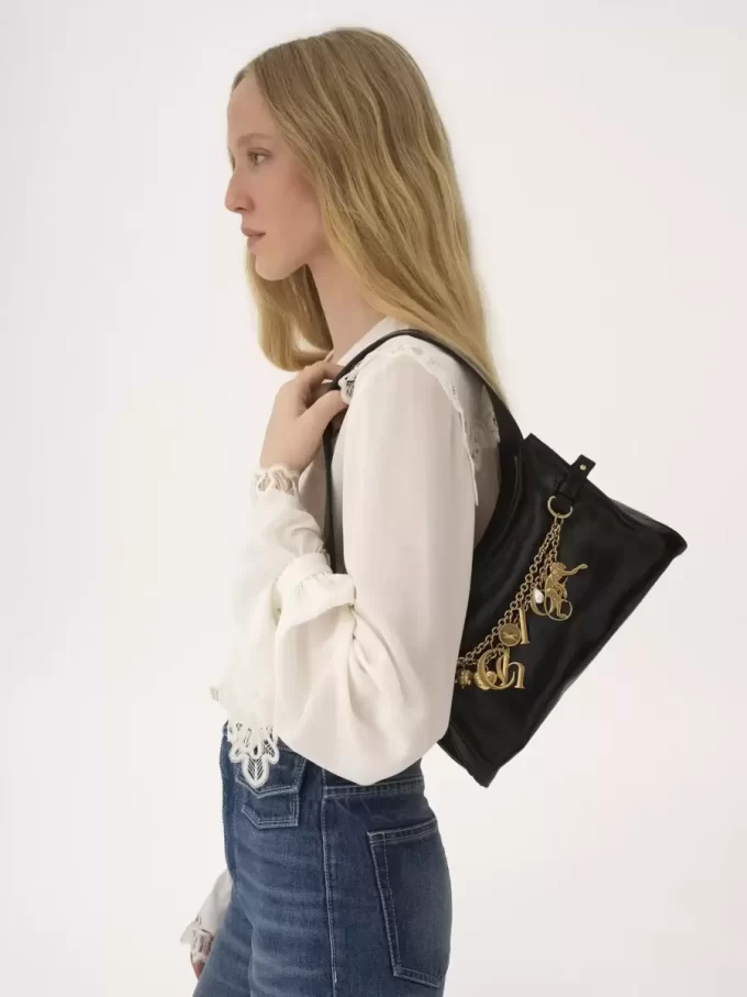 Bolso hobo Chloé Charms de piel brillante Bolso hobo Chloé Charms de piel brillante