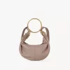 Bolso hobo con pulsera de serpiente pequeña en piel granulada Bolso hobo con pulsera de serpiente pequeña en piel granulada