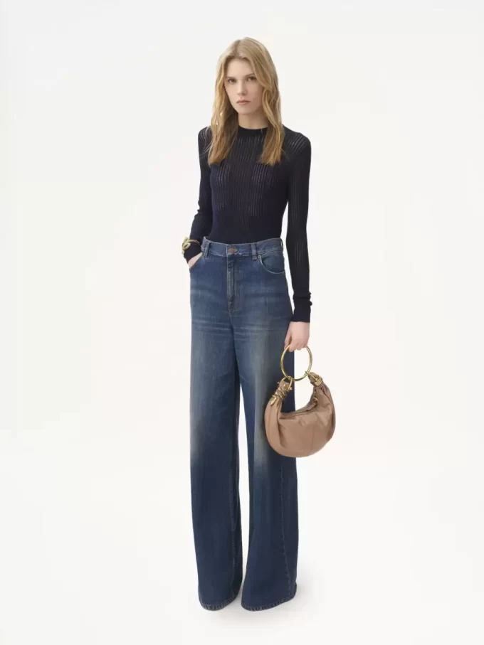 Bolso hobo con pulsera de serpiente pequeña en piel granulada Bolso hobo con pulsera de serpiente pequeña en piel granulada