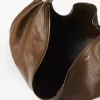 Bolso Hobo de pulsera grande en piel granulada Bolso Hobo de pulsera grande en piel granulada
