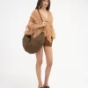 Bolso Hobo de pulsera grande en piel granulada Bolso Hobo de pulsera grande en piel granulada