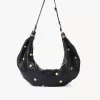 Bolso hobo de pulsera grande en piel granulada con tachuelas Bolso hobo de pulsera grande en piel granulada con tachuelas