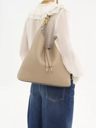 Bolso hobo Marcie en piel granulada
