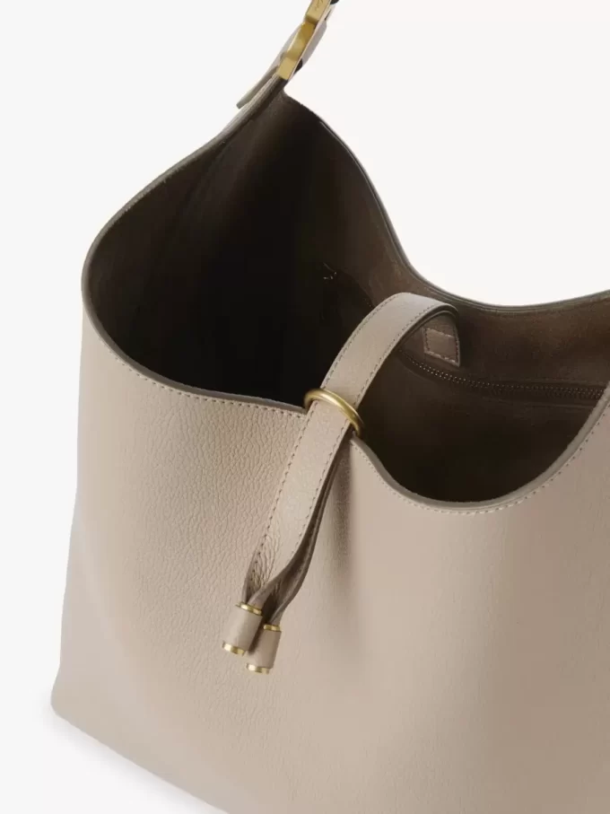 Bolso hobo Marcie en piel granulada