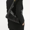 Bolso hobo pequeño Marcie en piel brillante