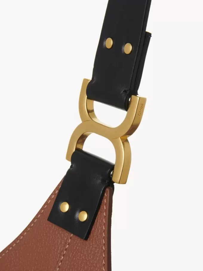 Bolso hobo pequeño Marcie en piel granulada
