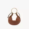 Bolso Hobo pequeño tipo pulsera en piel granulada