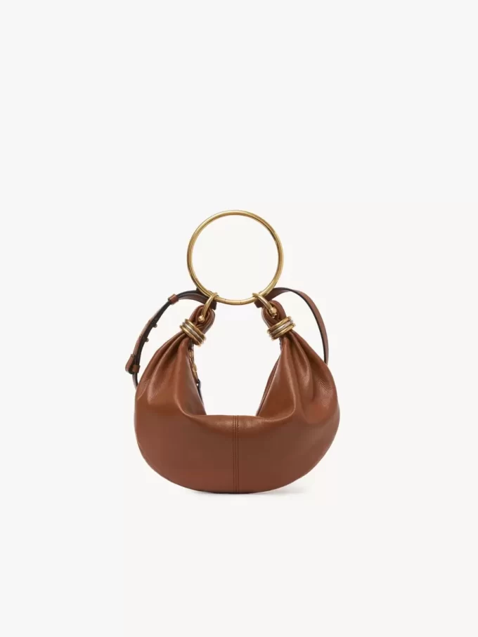 Bolso Hobo pequeño tipo pulsera en piel granulada