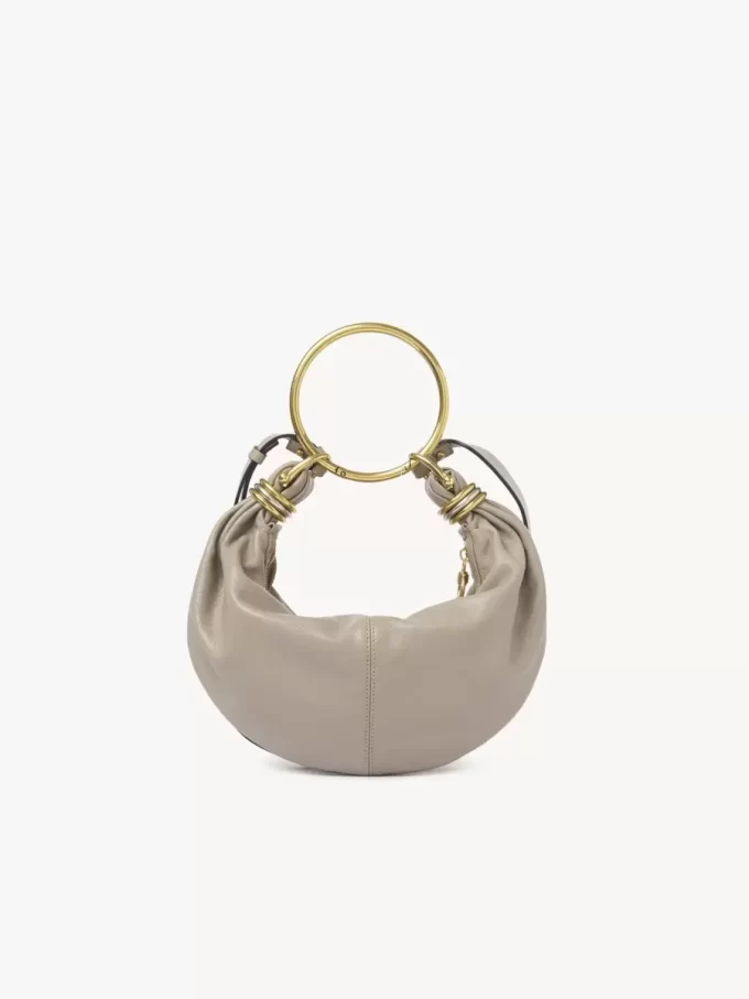 Bolso hobo pequeño tipo pulsera en piel granulada