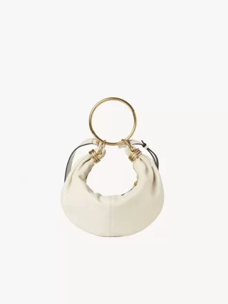 Bolso hobo pequeño tipo pulsera en piel granulada
