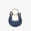 Bolso Hobo pequeño tipo pulsera en piel granulada