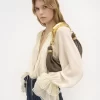 Bolso hobo pequeño tipo pulsera en piel granulada