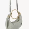 Bolso Hobo pequeño tipo pulsera en piel granulada