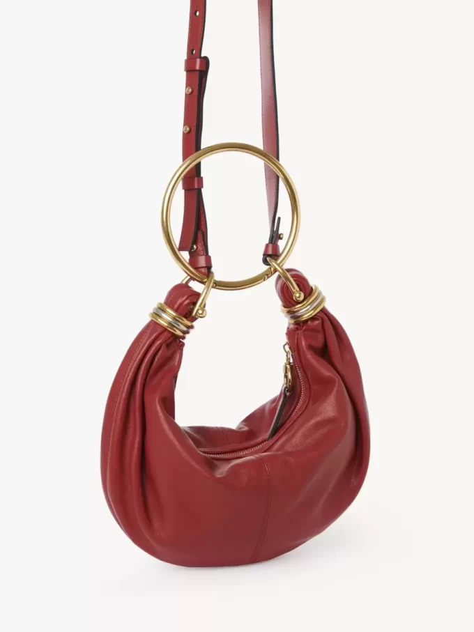 Bolso Hobo pequeño tipo pulsera en piel granulada