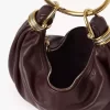 Bolso Hobo pequeño tipo pulsera en piel granulada