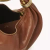 Bolso Hobo pequeño tipo pulsera en piel granulada