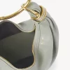 Bolso Hobo pequeño tipo pulsera en piel granulada