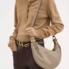 Bolso hobo pequeño tipo pulsera en piel granulada