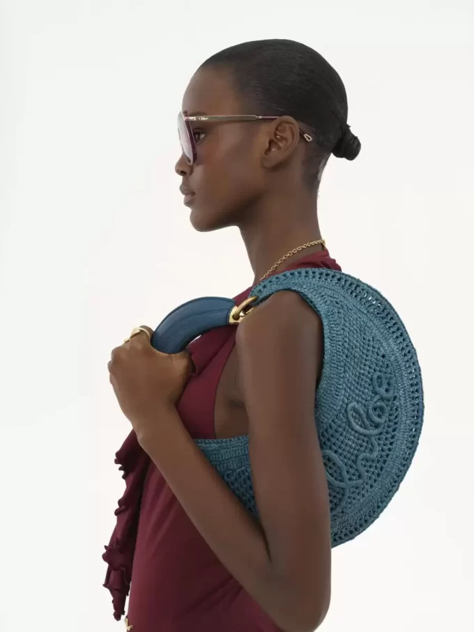 Bolso hobo Summer Banana en rafia