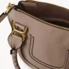 Bolso pequeño Marcie en piel brillante