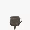 Bolso pequeño Marcie tipo sillín de piel brillante