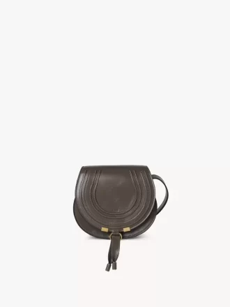 Bolso pequeño Marcie tipo sillín de piel brillante
