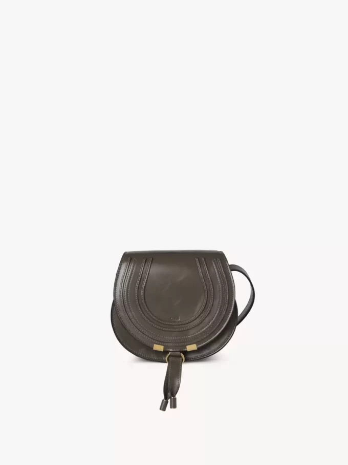 Bolso pequeño Marcie tipo sillín de piel brillante