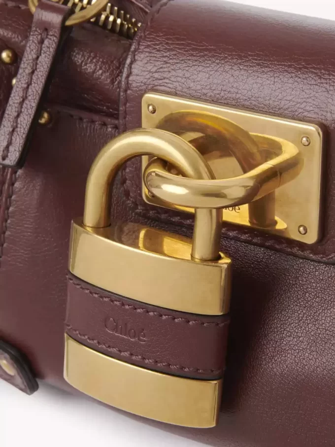 Bolso pequeño Paddington con cadena en piel granulada