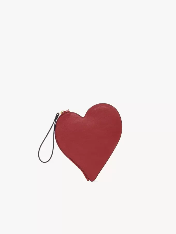 Bolso plano Chloé Symbols Heart de piel granulada Bolso plano Chloé Symbols Heart de piel granulada