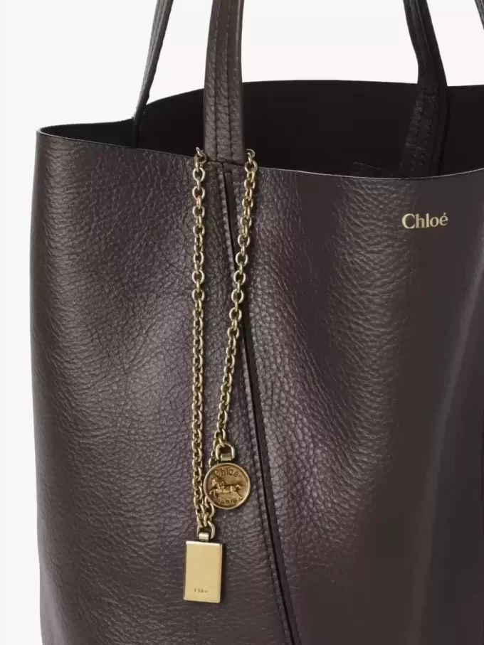 Bolso tote Chloé Spin de piel granulada Bolso tote Chloé Spin de piel granulada