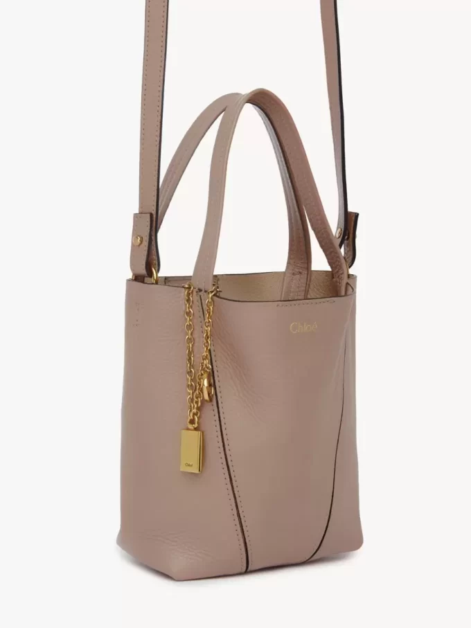 Bolso tote pequeño Chloé Spin de piel granulada Bolso tote pequeño Chloé Spin de piel granulada