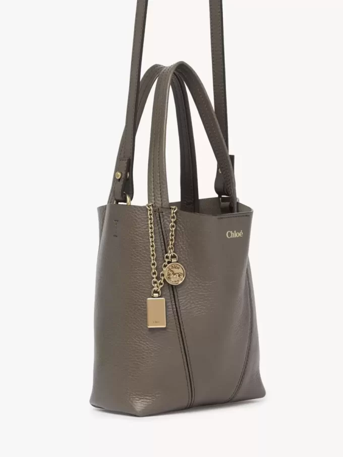 Bolso tote pequeño Chloé Spin de piel granulada Bolso tote pequeño Chloé Spin de piel granulada