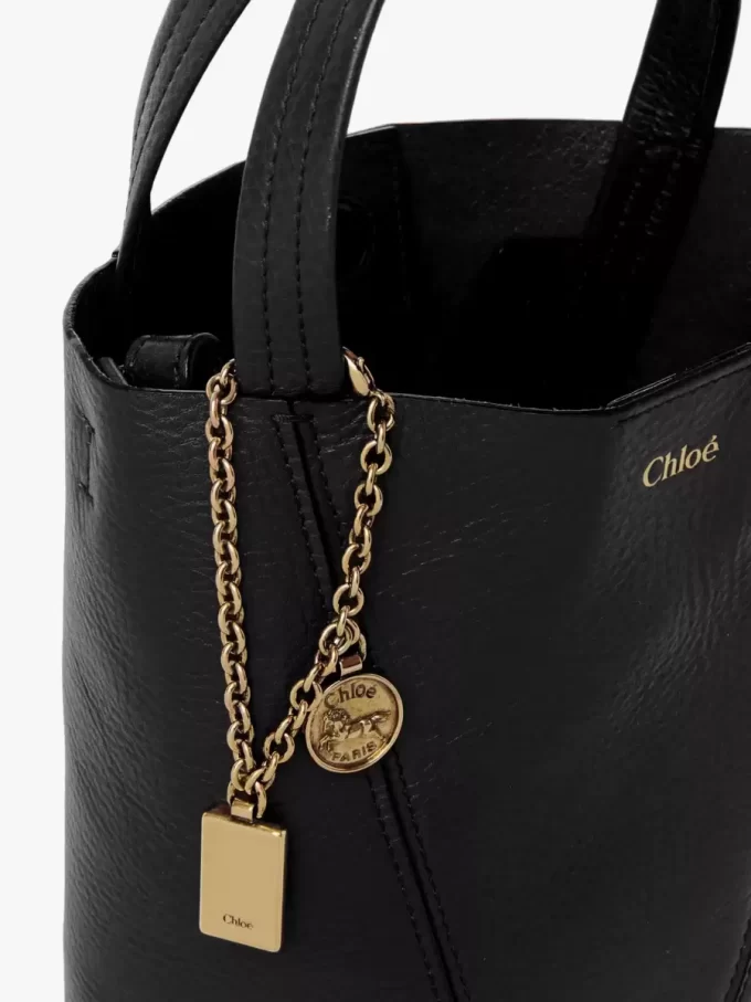 Bolso tote pequeño Chloé Spin de piel granulada Bolso tote pequeño Chloé Spin de piel granulada