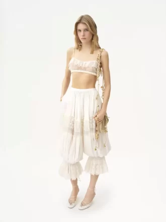 Bralette de tirantes finos con volantes en encaje bordado