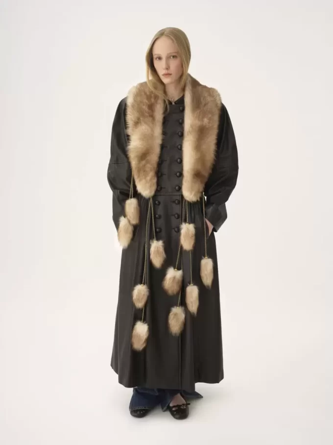 Bufanda Treasure Tails en piel de oveja