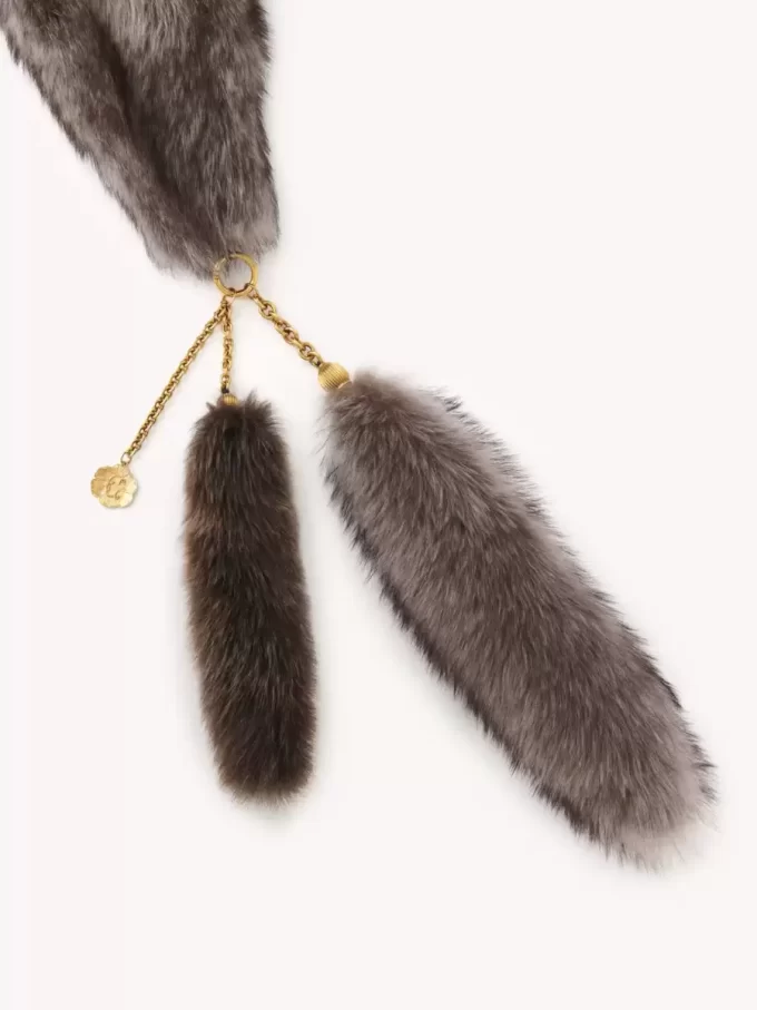 Bufanda Treasure Tails en piel de oveja Bufanda Treasure Tails en piel de oveja