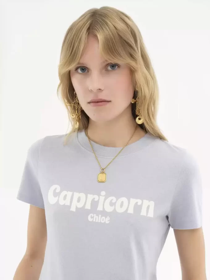 Camiseta Capricornio de corte bebé en jersey de algodón Camiseta Capricornio de corte bebé en jersey de algodón