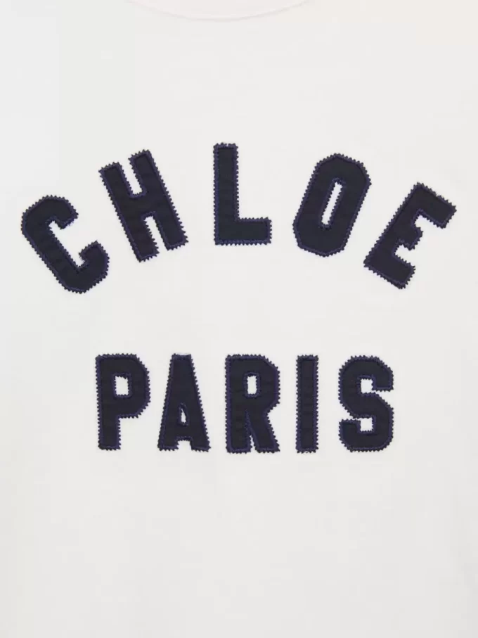 Camiseta con logotipo
