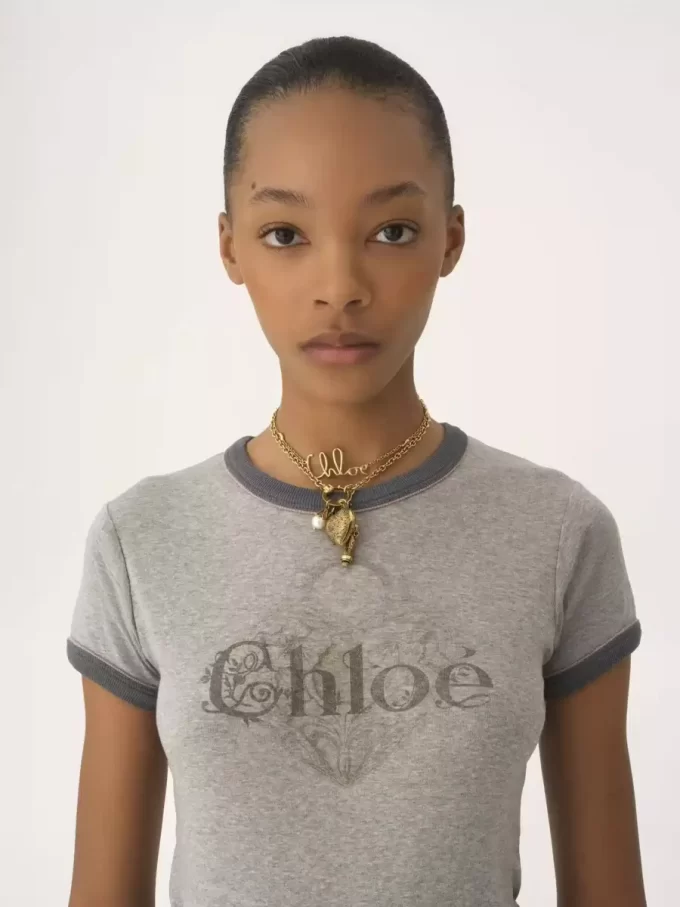 Camiseta de algodón con logo para bebé Camiseta de algodón con logo para bebé