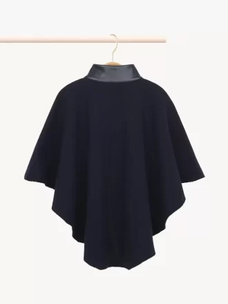 Capa asimétrica para niños