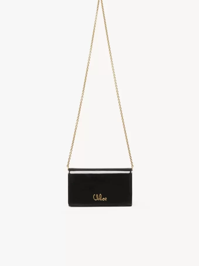 Cartera con solapa y cadena Chloé Iconic en charol